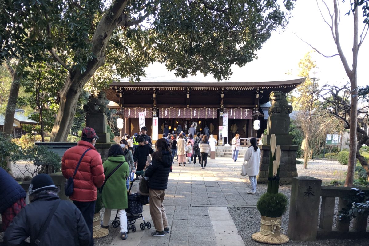 狛江の初詣、氷川神社